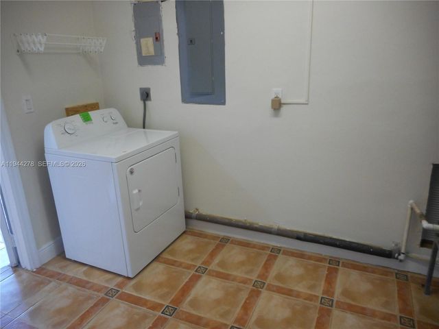 2325 Magnolia Dr 0, North Miami, FL 33181