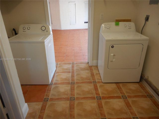 2325 Magnolia Dr 0, North Miami, FL 33181