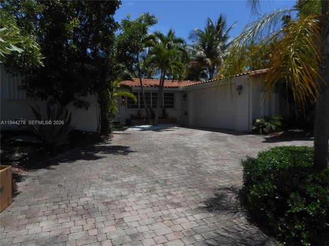 2325 Magnolia Dr 0, North Miami, FL 33181