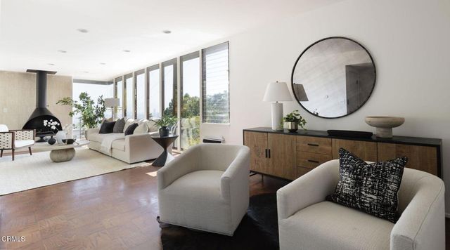 1600 Sunset Plaza Drive, Los Angeles, CA 90069