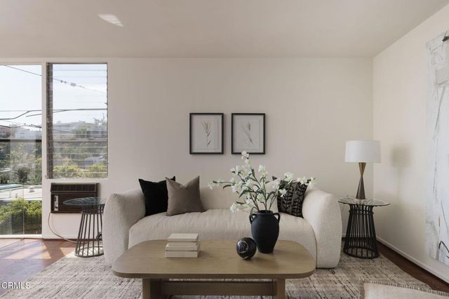 1600 Sunset Plaza Drive, Los Angeles, CA 90069