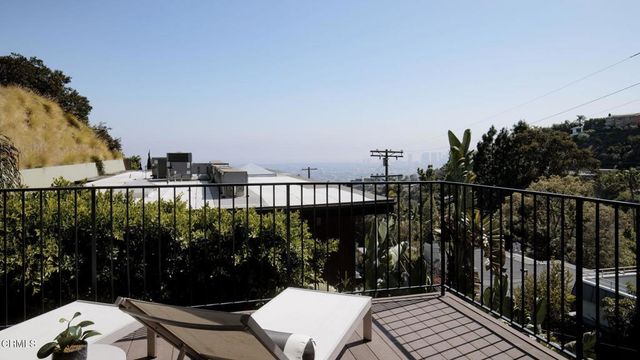 1600 Sunset Plaza Drive, Los Angeles, CA 90069