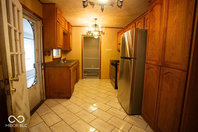 6781 E 13th Street, Indianapolis, IN 46219