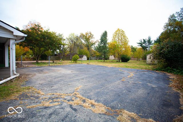 6781 E 13th Street, Indianapolis, IN 46219