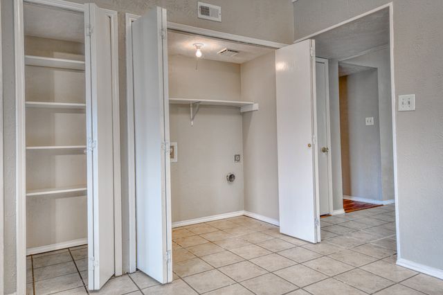 9314 Shipman Street, Rowlett, TX 75088