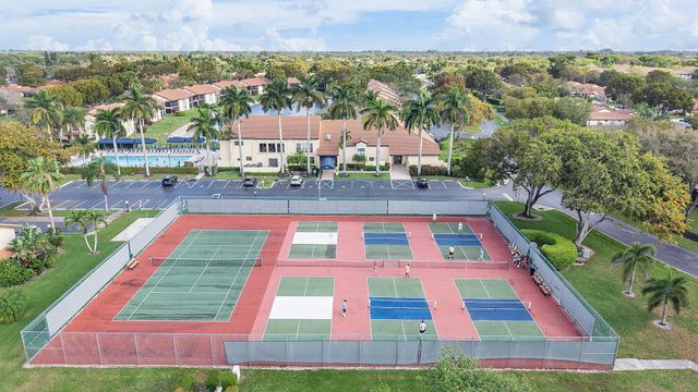 5861 Sunswept Lane B, Boynton Beach, FL 33437