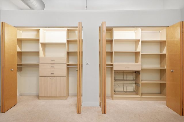 1224 W Van Buren Street 709, Chicago, IL 60607