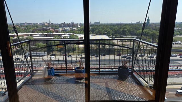 1224 W Van Buren Street 709, Chicago, IL 60607