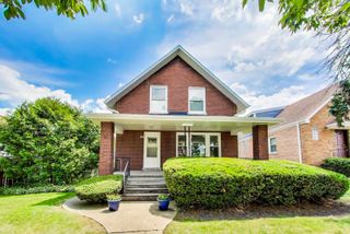 3909 N New England Avenue, Chicago, IL 60634