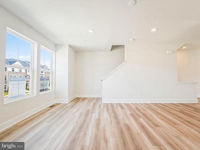 5505 ABERDEEN PL, White Plains, MD 20695