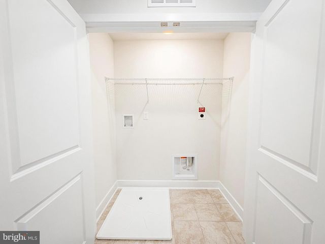 5505 ABERDEEN PL, White Plains, MD 20695