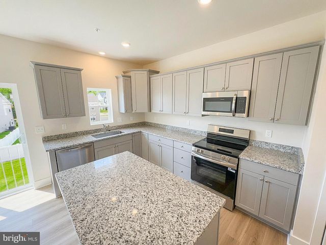 5505 ABERDEEN PL, White Plains, MD 20695