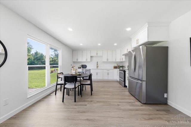 1100 Timberland Drive, Woodlawn, OH 45215