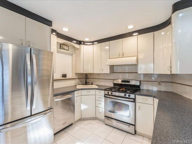 158 Clement Avenue, Elmont, NY 11003