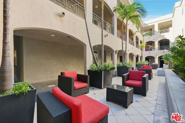 4424 Whitsett Avenue 309, Studio City (los Angeles), CA 91604