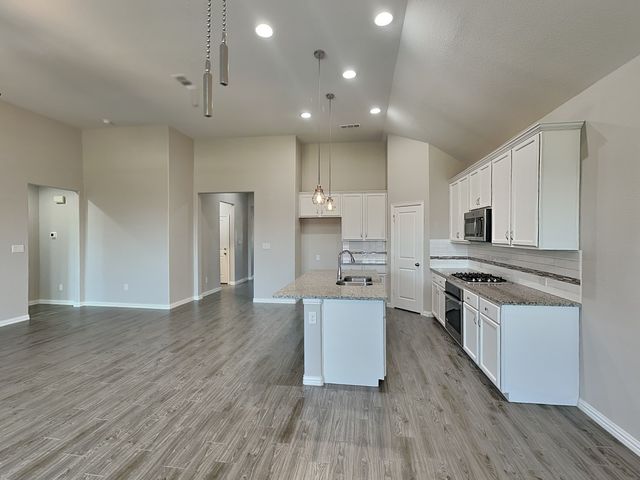 240 Darlington Trail, Fort Worth, TX 76131