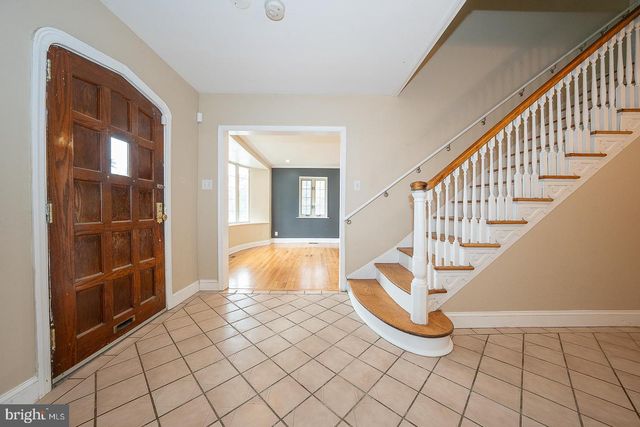 1216 LINDALE AVE, Drexel Hill, PA 19026