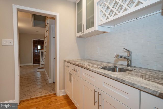 1216 LINDALE AVE, Drexel Hill, PA 19026
