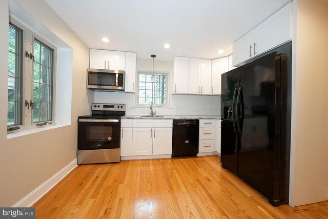 1216 LINDALE AVE, Drexel Hill, PA 19026