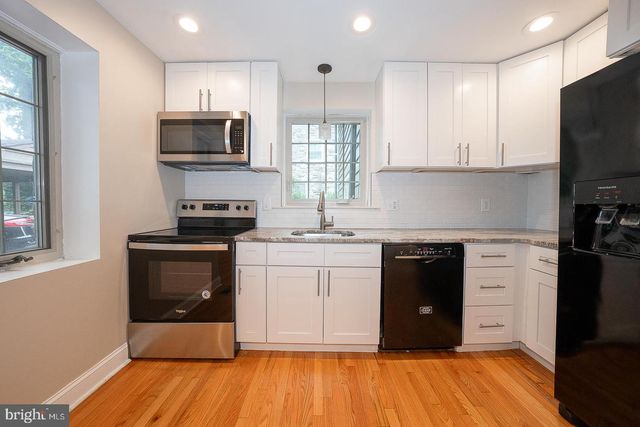 1216 LINDALE AVE, Drexel Hill, PA 19026