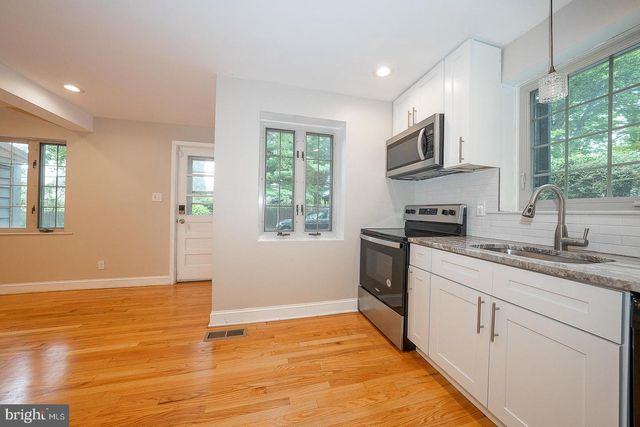 1216 LINDALE AVE, Drexel Hill, PA 19026
