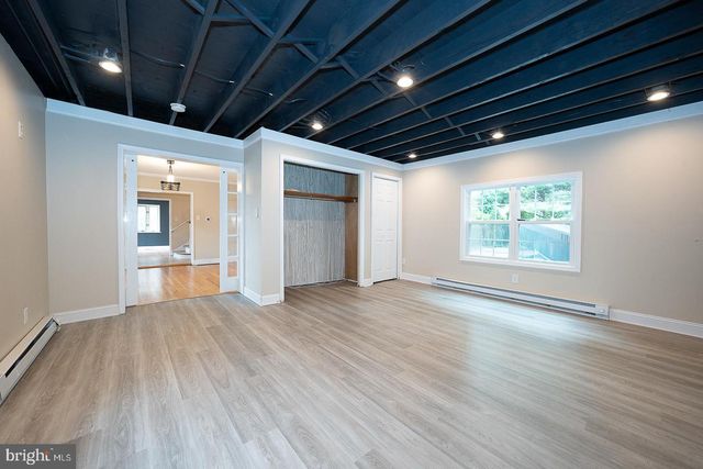1216 LINDALE AVE, Drexel Hill, PA 19026