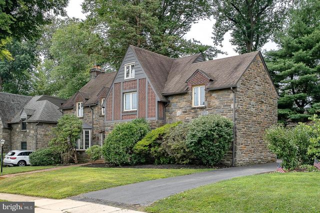 1216 LINDALE AVE, Drexel Hill, PA 19026