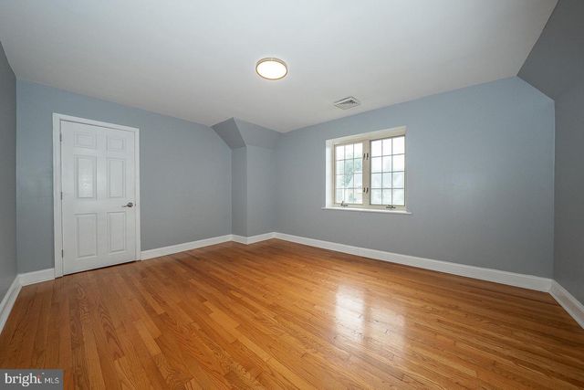 1216 LINDALE AVE, Drexel Hill, PA 19026