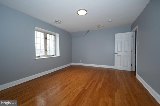 1216 LINDALE AVE, Drexel Hill, PA 19026