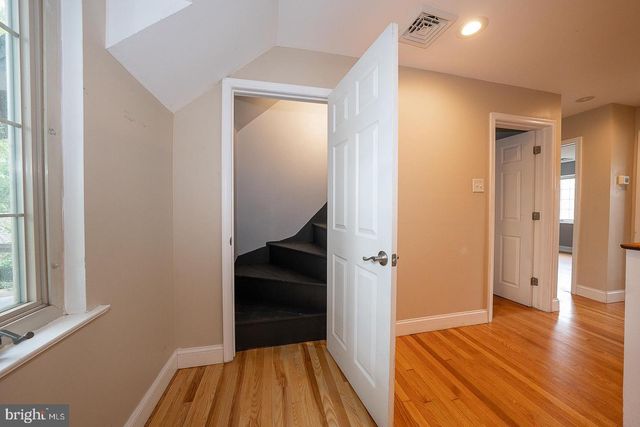 1216 LINDALE AVE, Drexel Hill, PA 19026