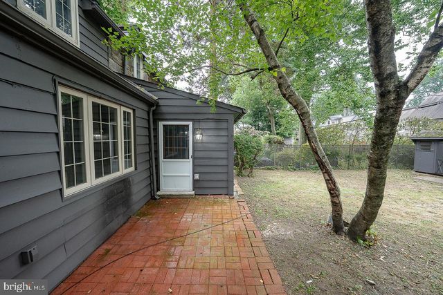 1216 LINDALE AVE, Drexel Hill, PA 19026
