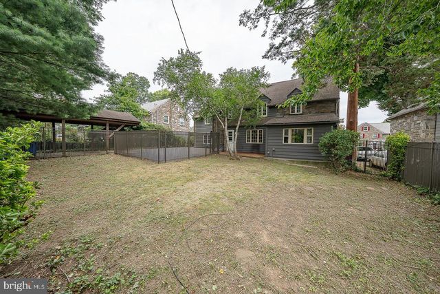 1216 LINDALE AVE, Drexel Hill, PA 19026