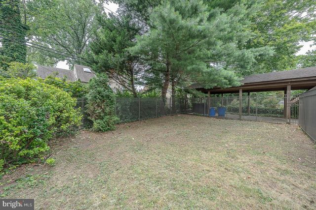 1216 LINDALE AVE, Drexel Hill, PA 19026