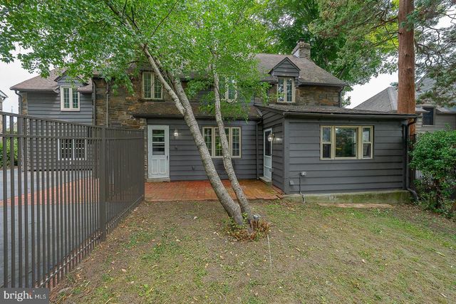 1216 LINDALE AVE, Drexel Hill, PA 19026