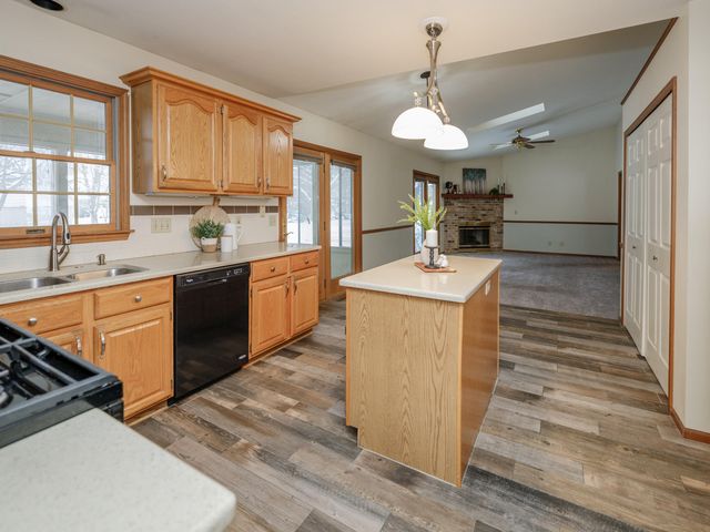 48156 County Road 652, Antwerp Twp, MI 49071