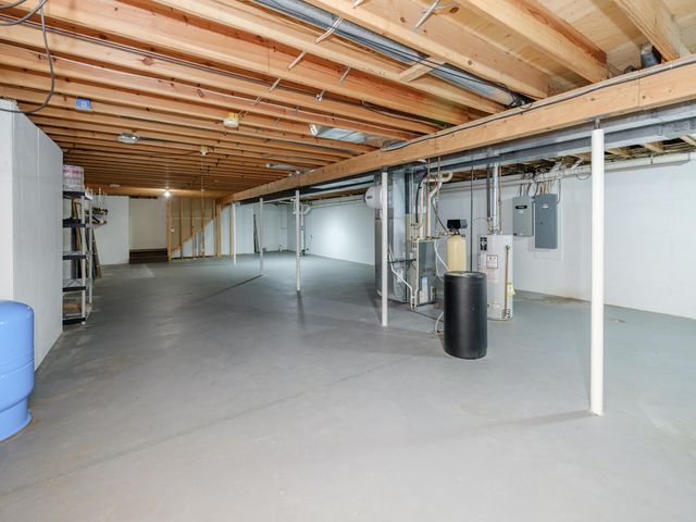 48156 County Road 652, Antwerp Twp, MI 49071