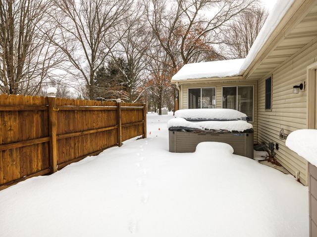 48156 County Road 652, Antwerp Twp, MI 49071