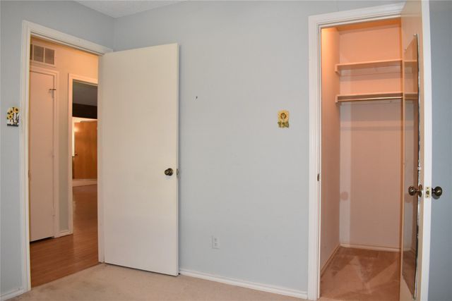 2025 Espinosa Drive, Carrollton, TX 75010