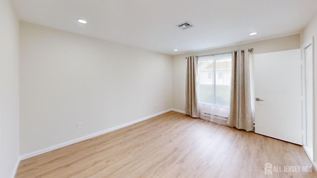 9-c Aspen Plaza, Monroe, NJ 08831
