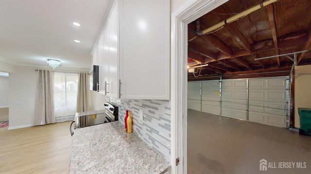 9-c Aspen Plaza, Monroe, NJ 08831