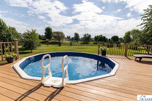 117 Sawgrass Court, Mankato, MN 56001