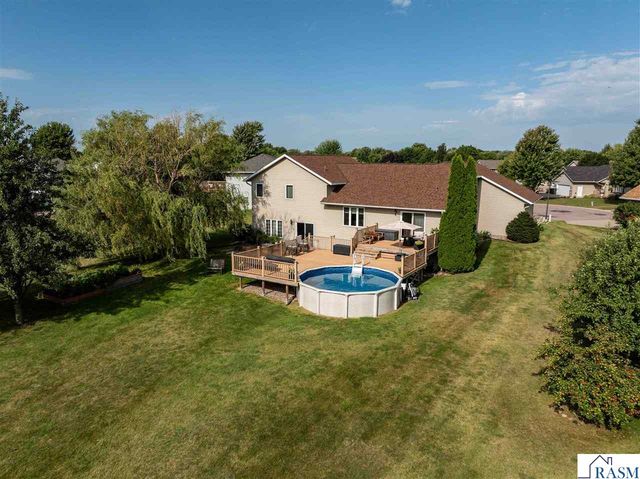117 Sawgrass Court, Mankato, MN 56001