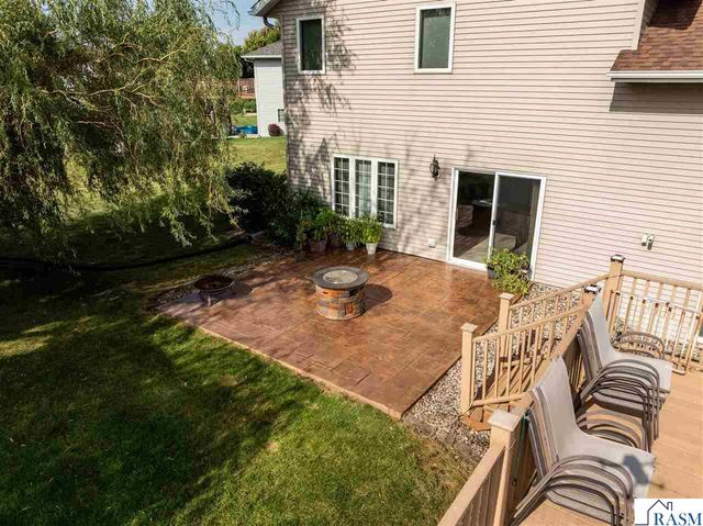 117 Sawgrass Court, Mankato, MN 56001