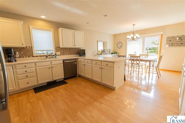 117 Sawgrass Court, Mankato, MN 56001