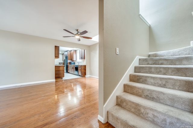 201 W Craig Pl Apt N, San Antonio, TX 78212