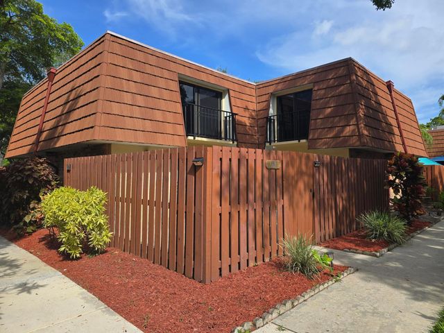 1480 MASTERS Circle 171, Delray Beach, FL 33445