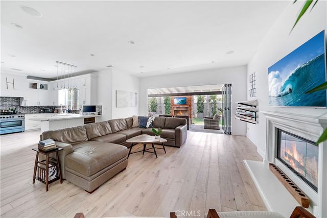 6626 Feather, Huntington Beach, CA 92648