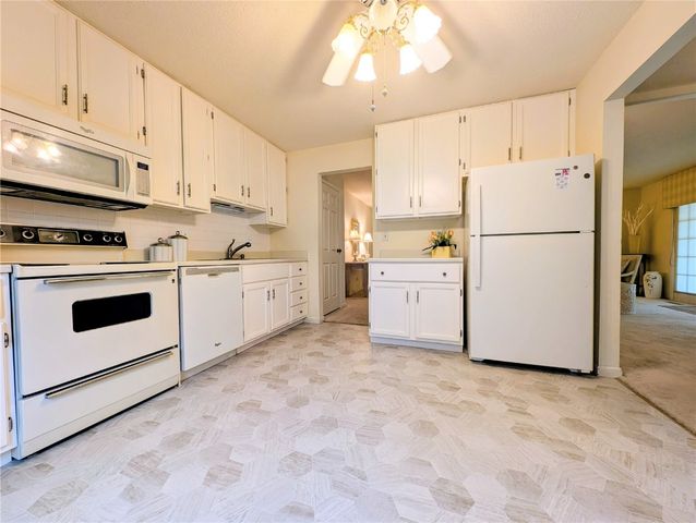 3707 Foxborough Terrace NE B, Cedar Rapids, IA 52402