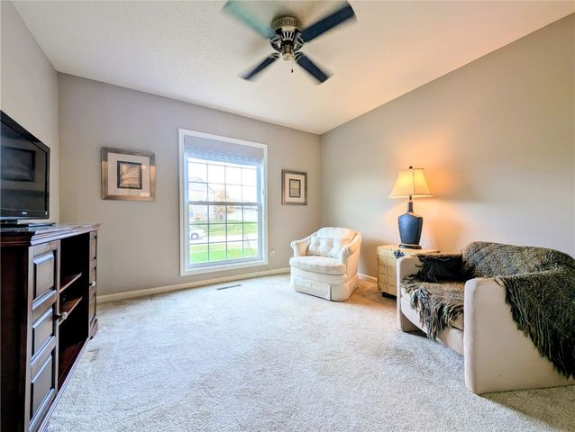 3707 Foxborough Terrace NE B, Cedar Rapids, IA 52402