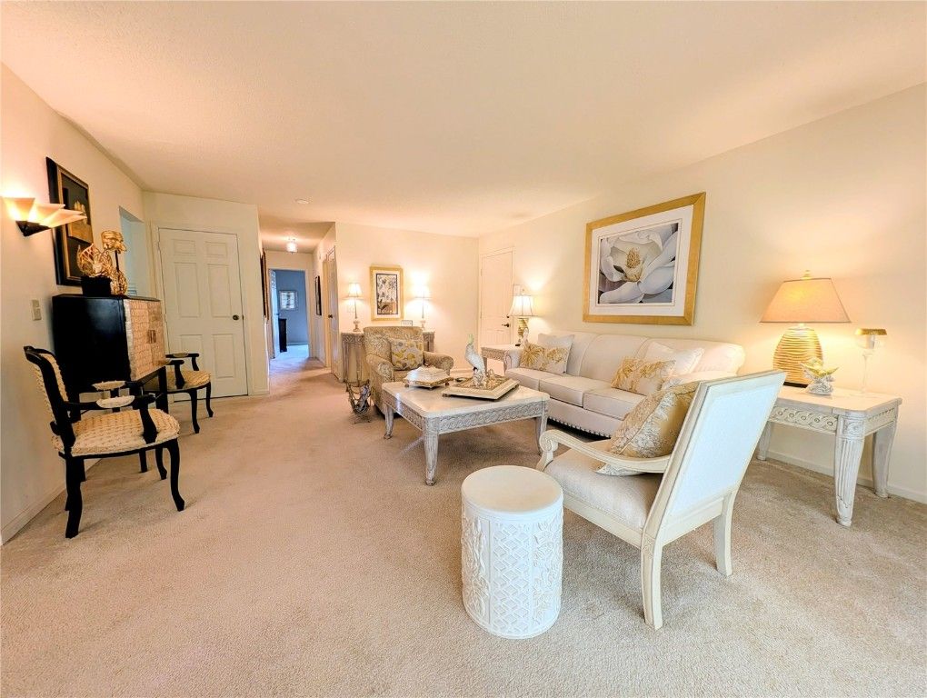 3707 Foxborough Terrace NE B, Cedar Rapids, IA 52402